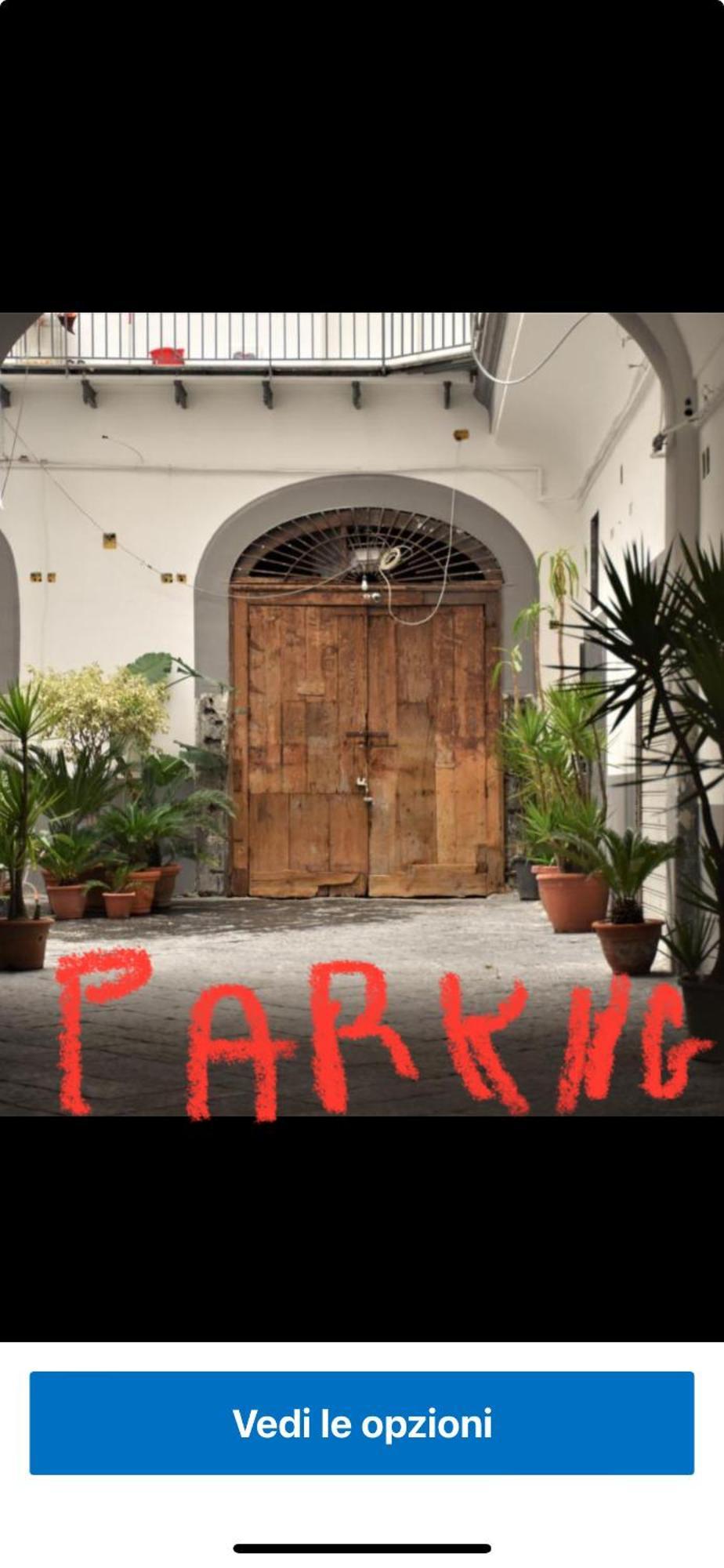 La Cartolina Di Napoli Free Parking For Small Cars Only Naples Luaran gambar